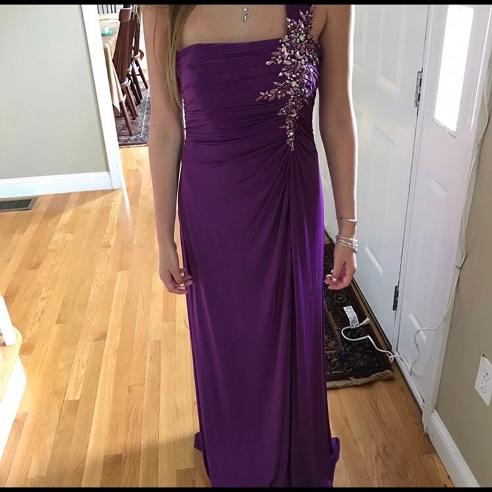Morell Maxie one shoulder dress